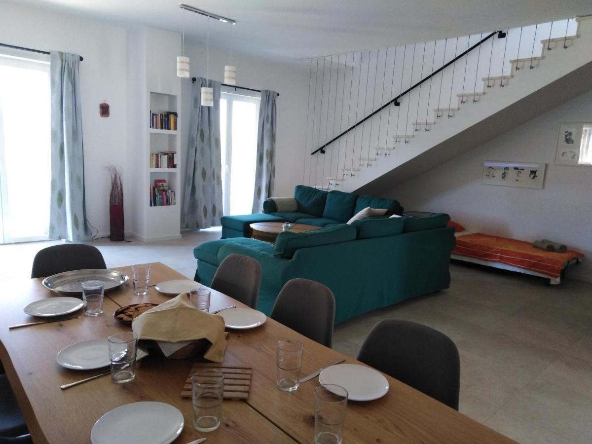 Vila Dubravka - Schoen Und Komfortabel Inmitten Von Olivenbaeumen Und Weinbergen Mit Whirlpool Valtura Exterior photo